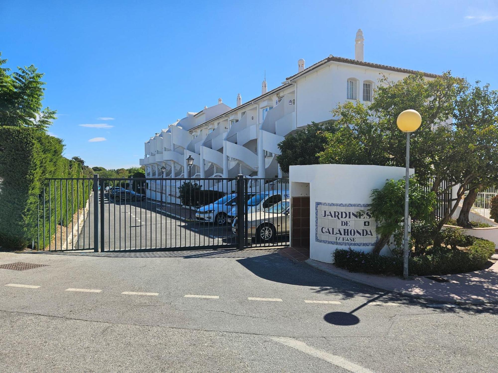 One Bedroom Apartment In Jardines De Calahonda MIJAS COSTA Luaran gambar