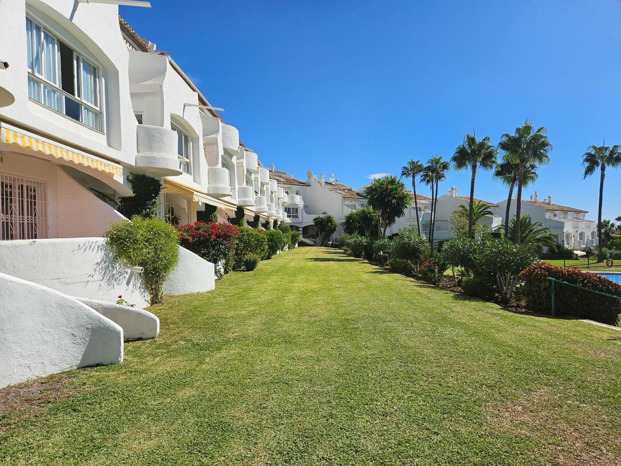 One Bedroom Apartment In Jardines De Calahonda MIJAS COSTA Luaran gambar