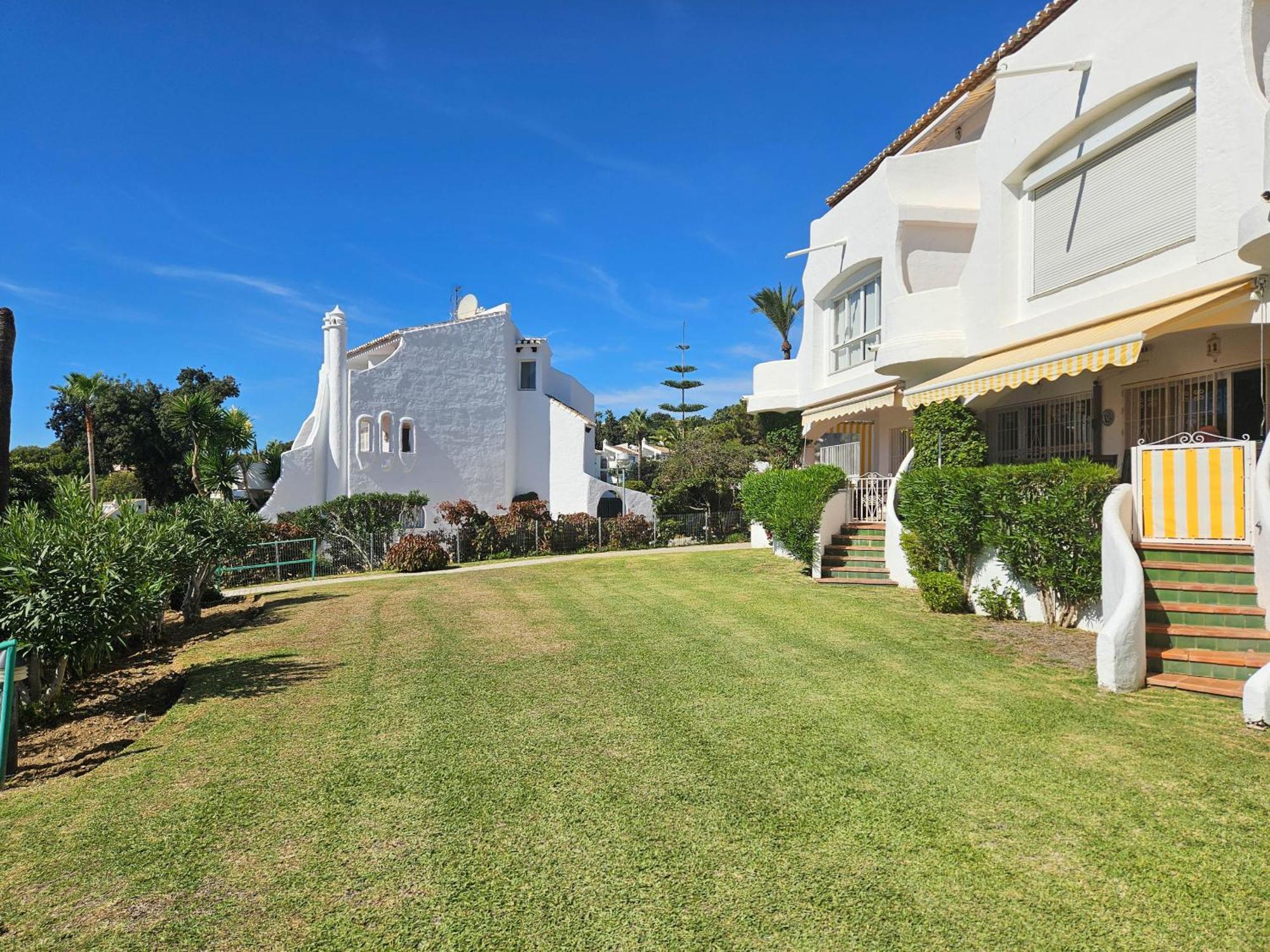 One Bedroom Apartment In Jardines De Calahonda MIJAS COSTA Luaran gambar