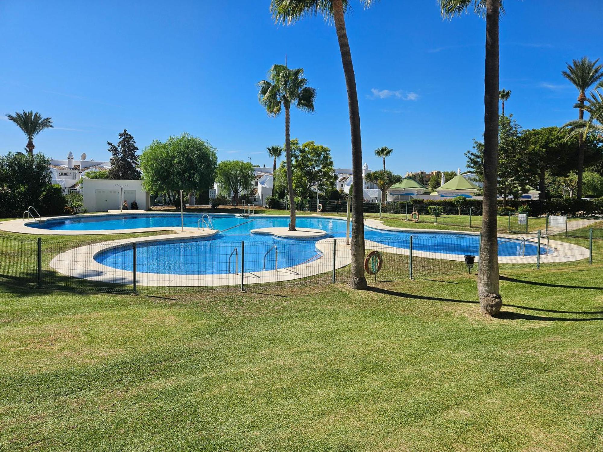 One Bedroom Apartment In Jardines De Calahonda MIJAS COSTA Luaran gambar