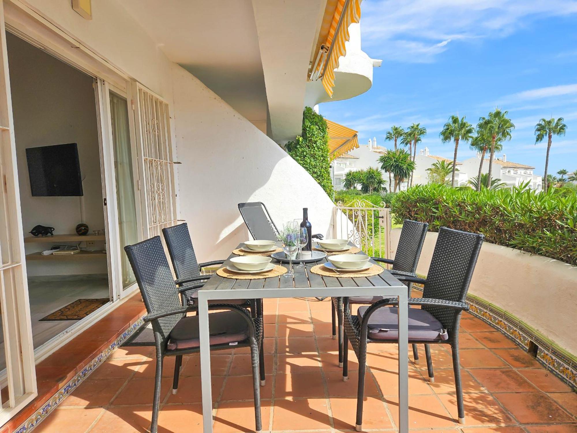 One Bedroom Apartment In Jardines De Calahonda MIJAS COSTA Luaran gambar