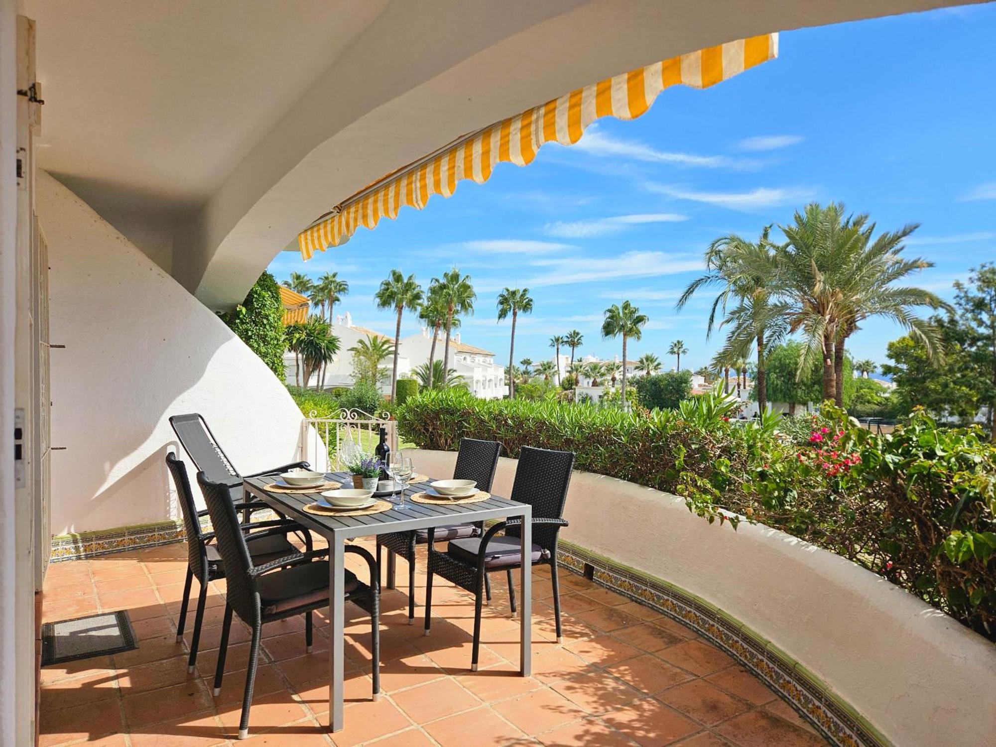 One Bedroom Apartment In Jardines De Calahonda MIJAS COSTA Luaran gambar