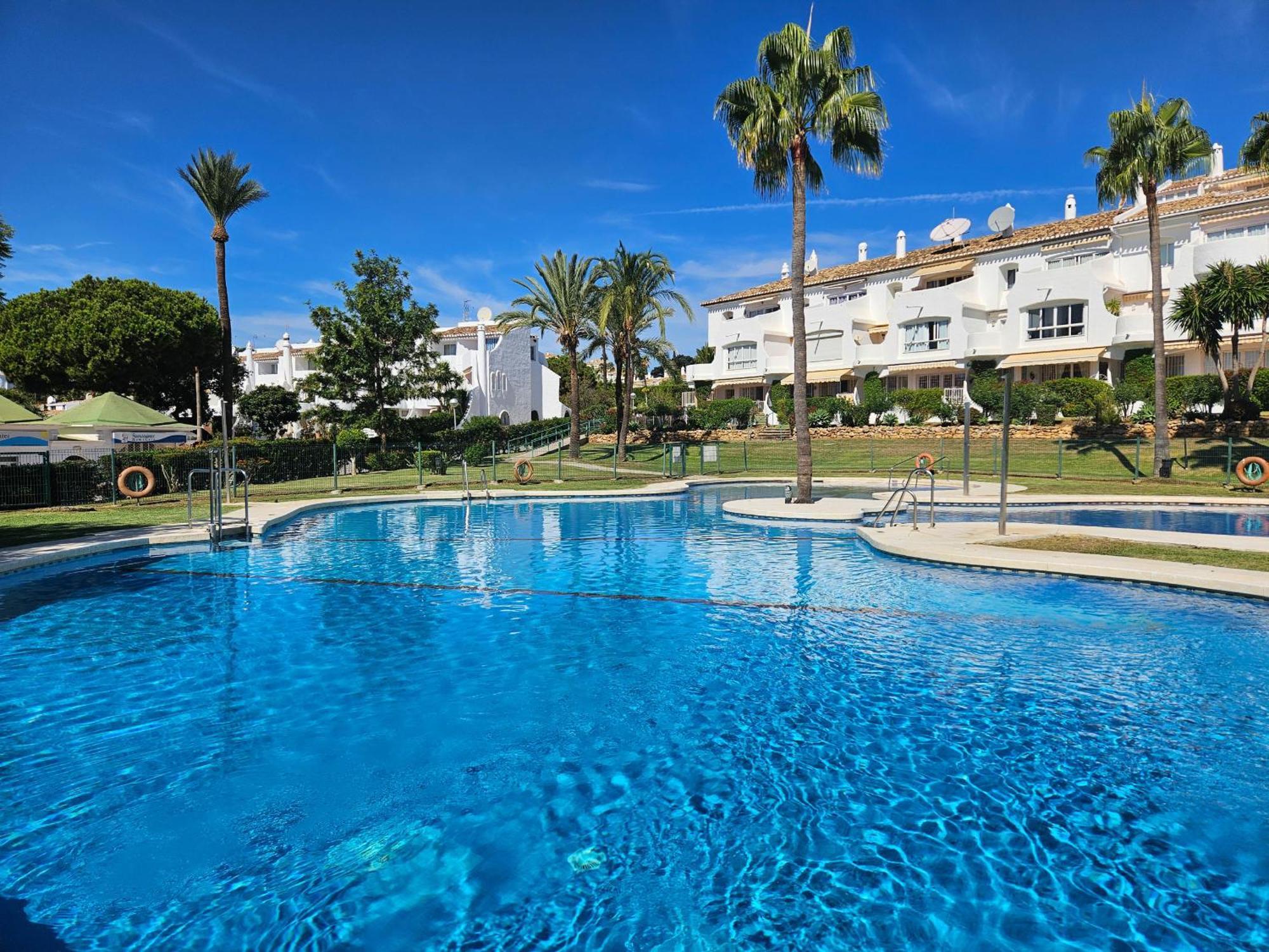 One Bedroom Apartment In Jardines De Calahonda MIJAS COSTA Luaran gambar